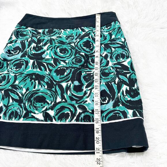 Ann Taylor Floral A-Line Skirt Size 8 – Green Navy  Cotton Blend - Picture 3 of 5